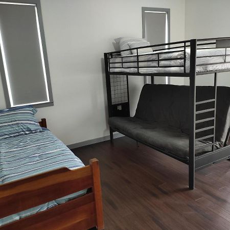 New House With Comfortable King Beds Medford Exterior photo